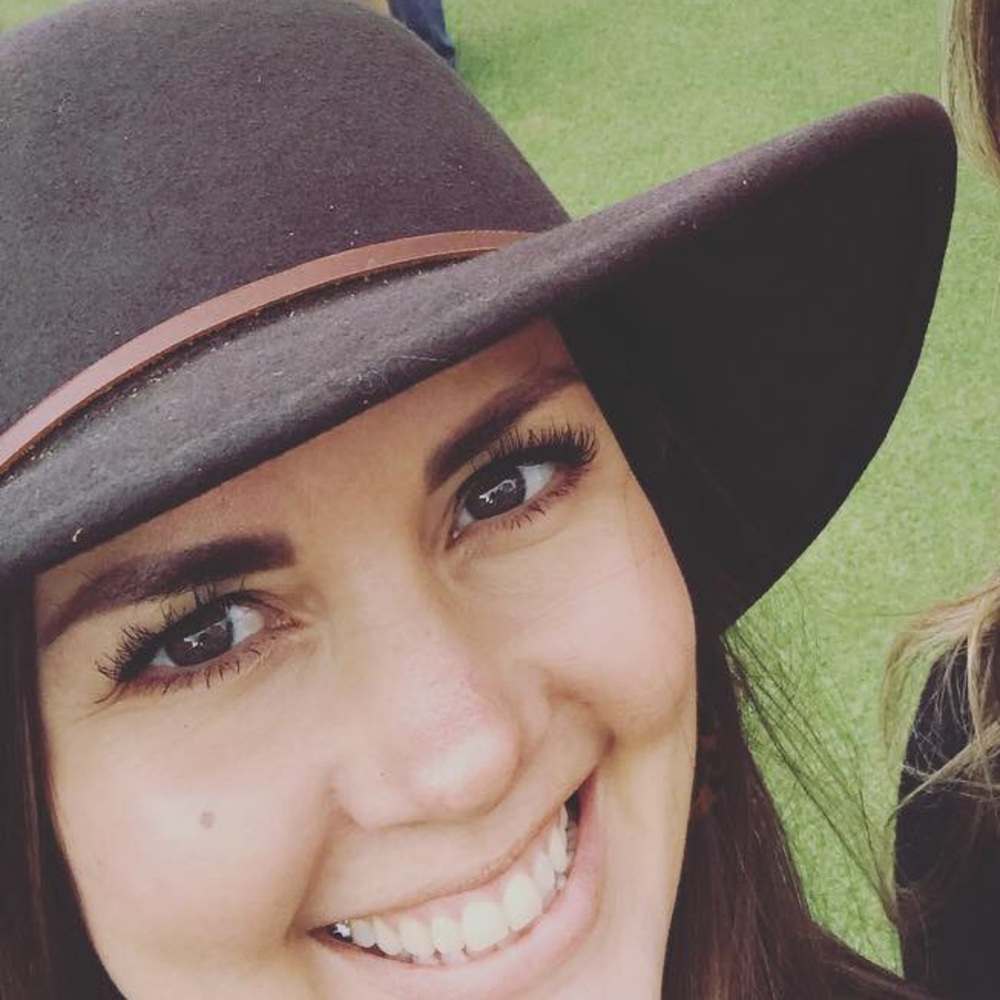 Meet your Posher, Sheena
